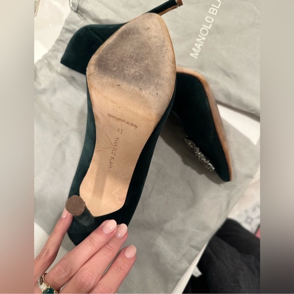 Manolo Blahnik Hangisi - Picture 8 of 9